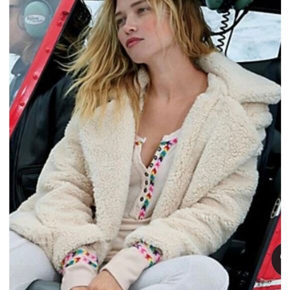 Free People Runway Popular Soft Teddy Bear Faux Fur Ivory Sherpa Coat XS/S*(see) - Picture 3 of 15